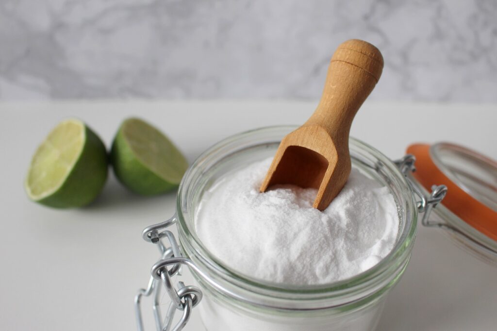 Lemon And Baking Soda For Dandruff treatment